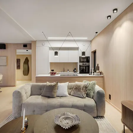 New Amazing With Spectacular View And Jacuzzi In The Heart Of Lofoten