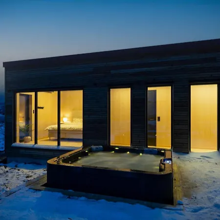 New Amazing With Spectacular View And Jacuzzi In The Heart Of Lofoten بيت للعطل Lyngværet
