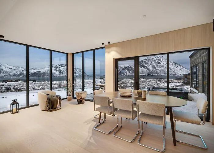 New Amazing With Spectacular View And Jacuzzi In The Heart Of Lofoten *