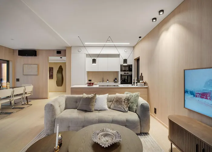 New Amazing With Spectacular View And Jacuzzi In The Heart Of Lofoten