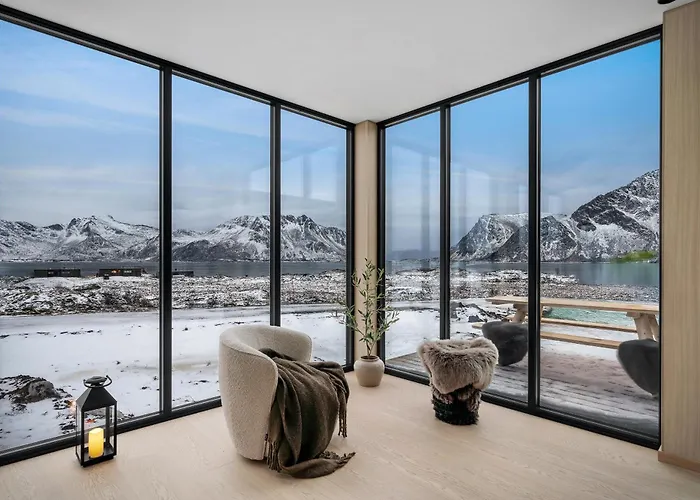 Hébergement de vacances New Amazing With Spectacular View And Jacuzzi In The Heart Of Lofoten *