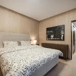 New Amazing With Spectacular View And Jacuzzi In The Heart Of Lofoten Prázdninový dům Lyngværet