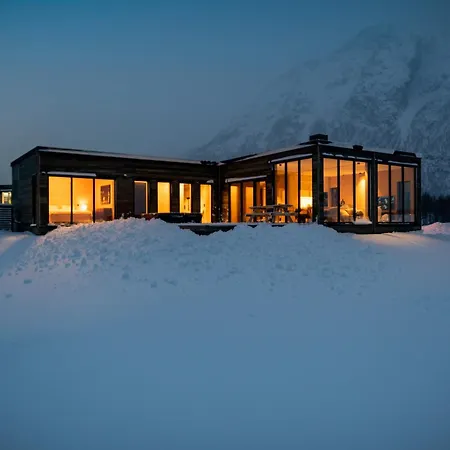 New Amazing With Spectacular View And Jacuzzi In The Heart Of Lofoten Сasa de vacaciones