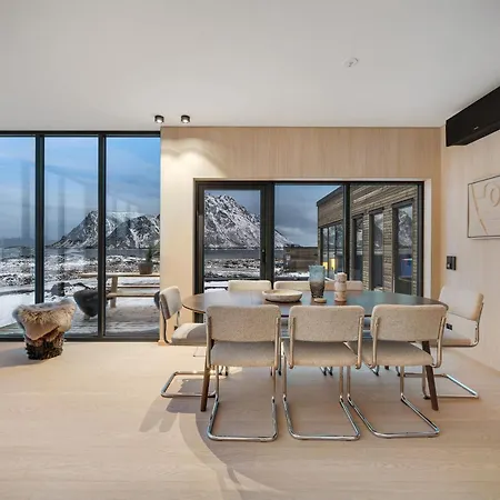 Сasa de vacaciones New Amazing With Spectacular View And Jacuzzi In The Heart Of Lofoten Lyngværet