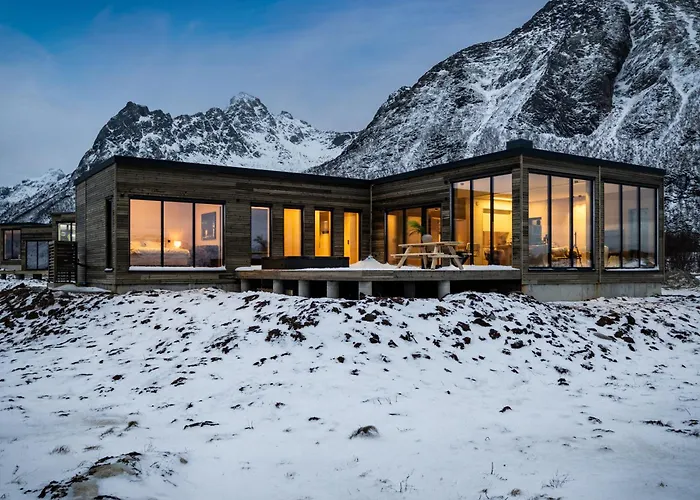 New Amazing With Spectacular View And Jacuzzi In The Heart Of Lofoten Сasa de vacaciones Lyngværet